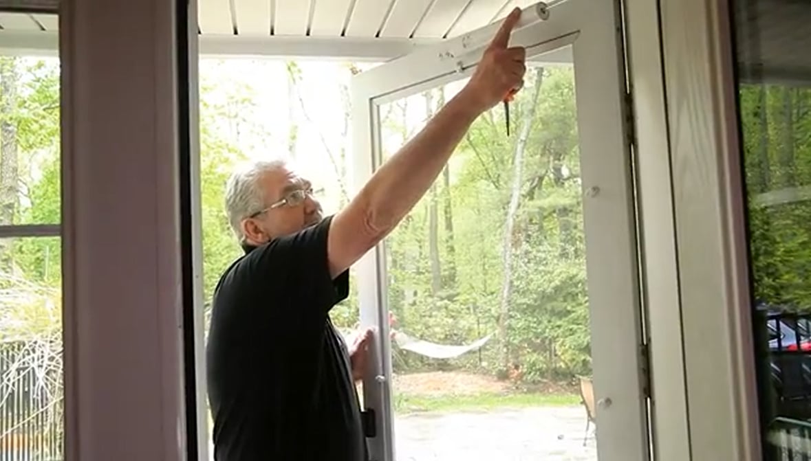 How to Adjust Your Storm Door Pump